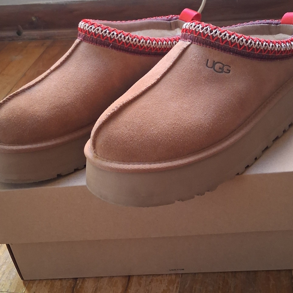 UGG Brown Slip-On Shoes with Red Trim
